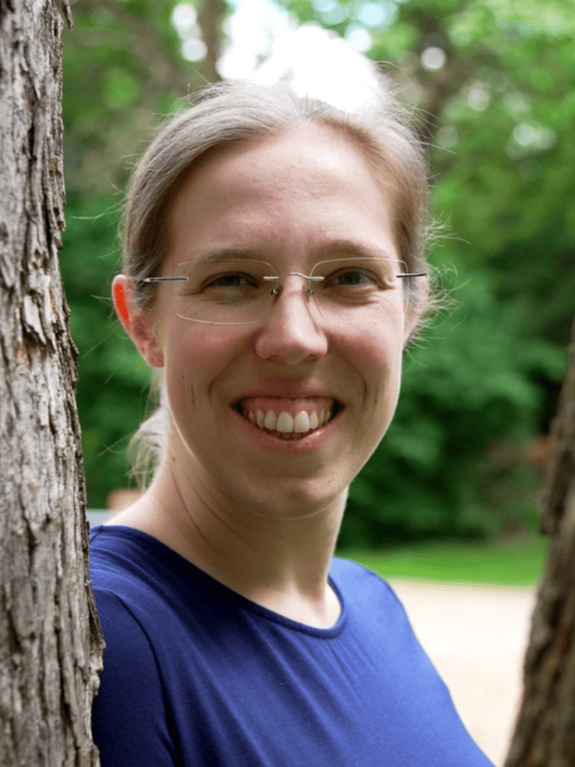 Portrait Jana lächelt